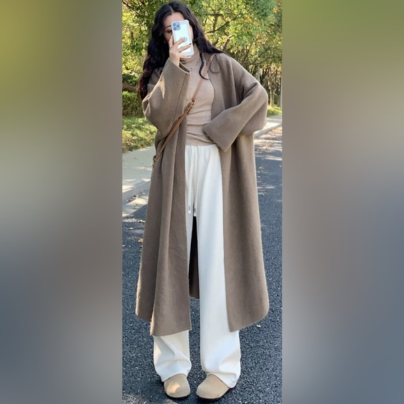 Extra Warmth Added White Straight Leg Pants - Picture 3 of 5